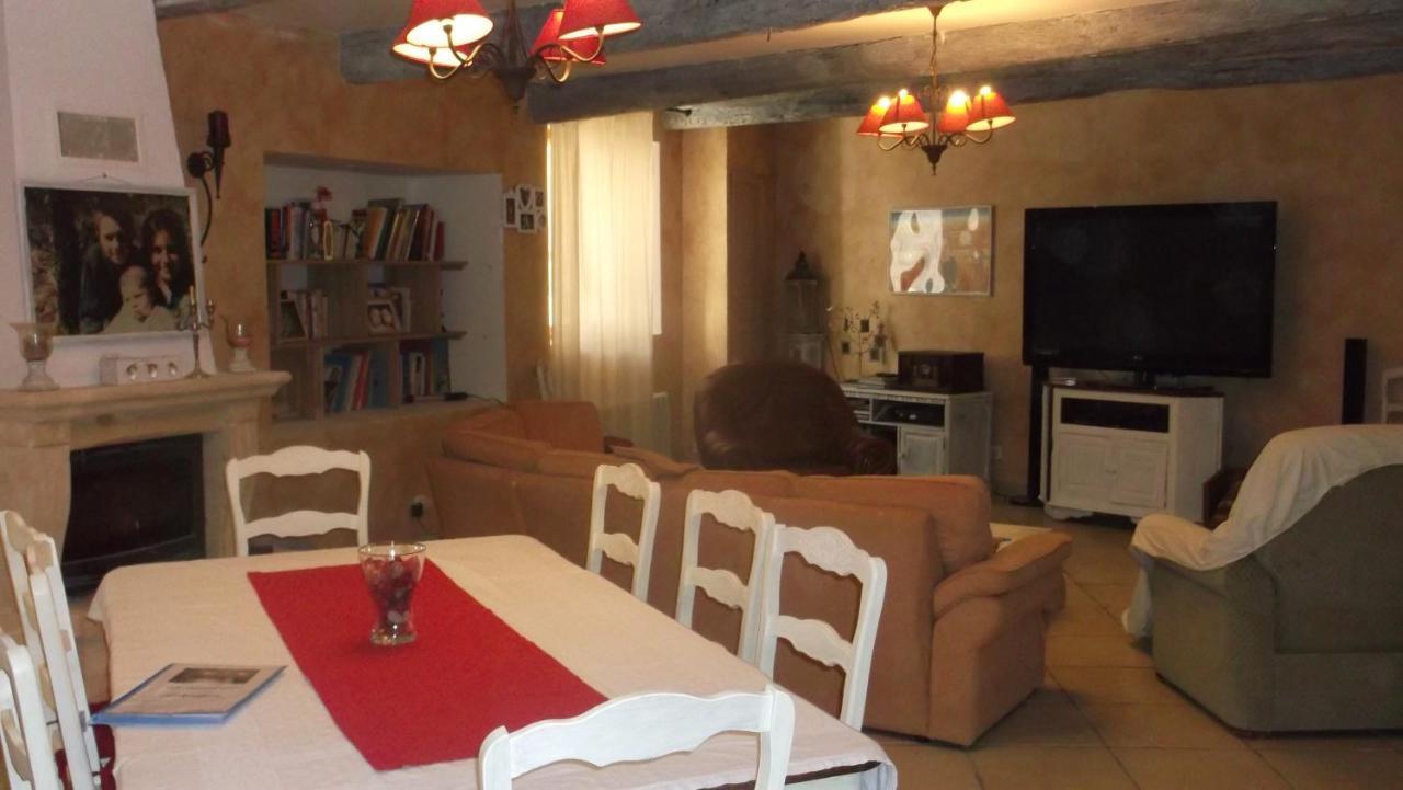 La Grange D'Antan Bed & Breakfast Cruzy Exterior photo